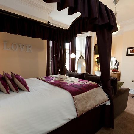 Acer Guest House York Buitenkant foto