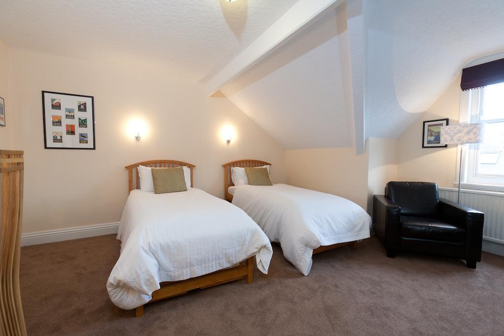 Acer Guest House York Buitenkant foto