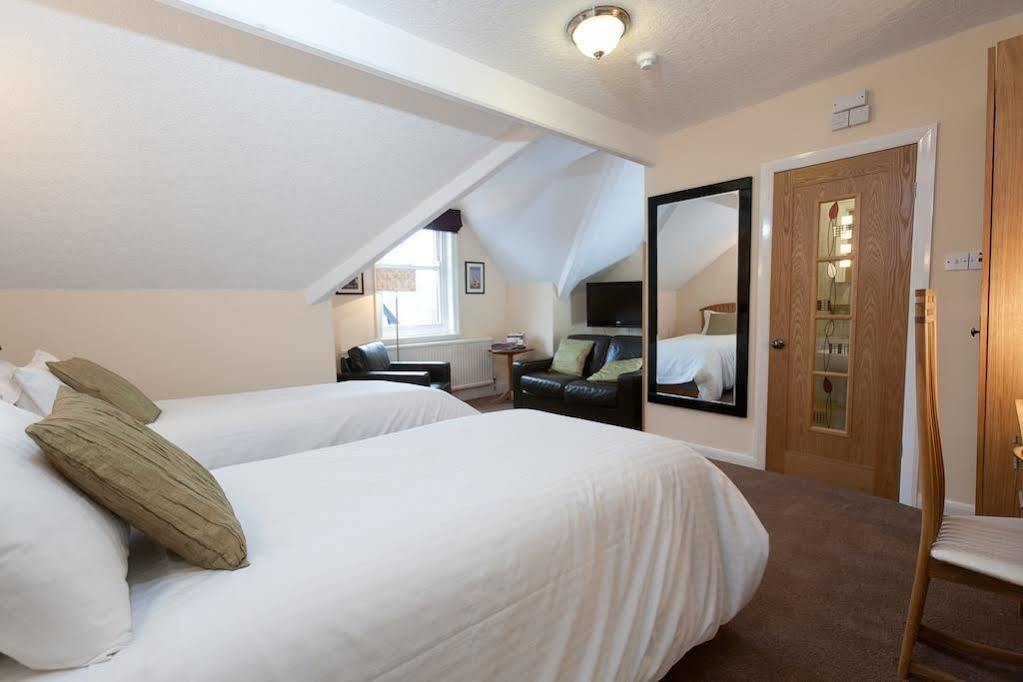 Acer Guest House York Buitenkant foto